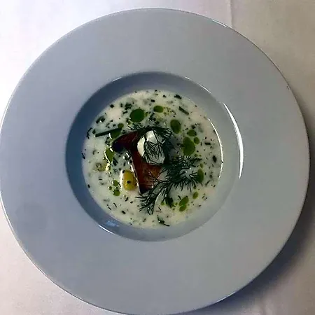 & Restaurace U ゲストハウス
