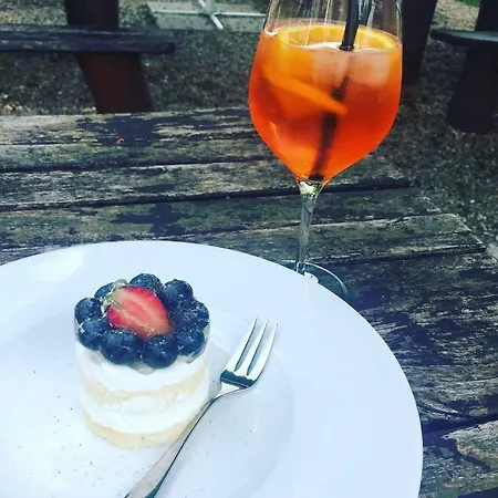 & Restaurace U 3* Sezimovo Usti