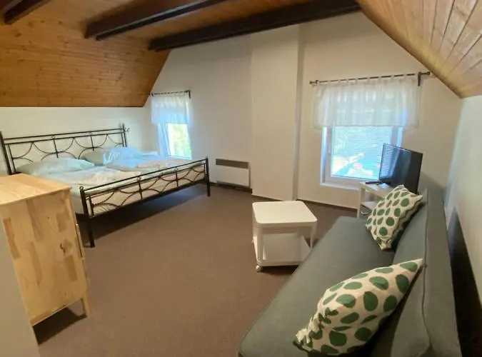 Vendégház & Restaurace U 3*