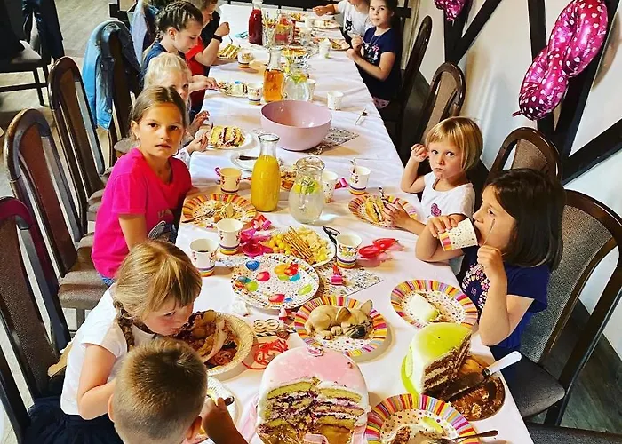 & Restaurace U Vendégház Sezimovo Ústí