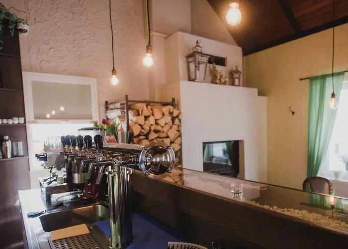 & Restaurace U Vendégház Sezimovo Ústí